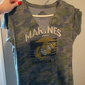 Distressed Marine’s tee